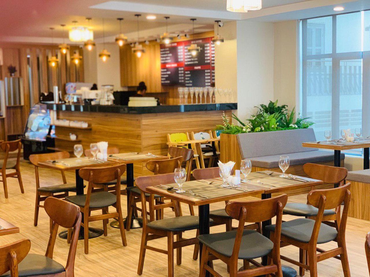 Khách sạn Hm Grand