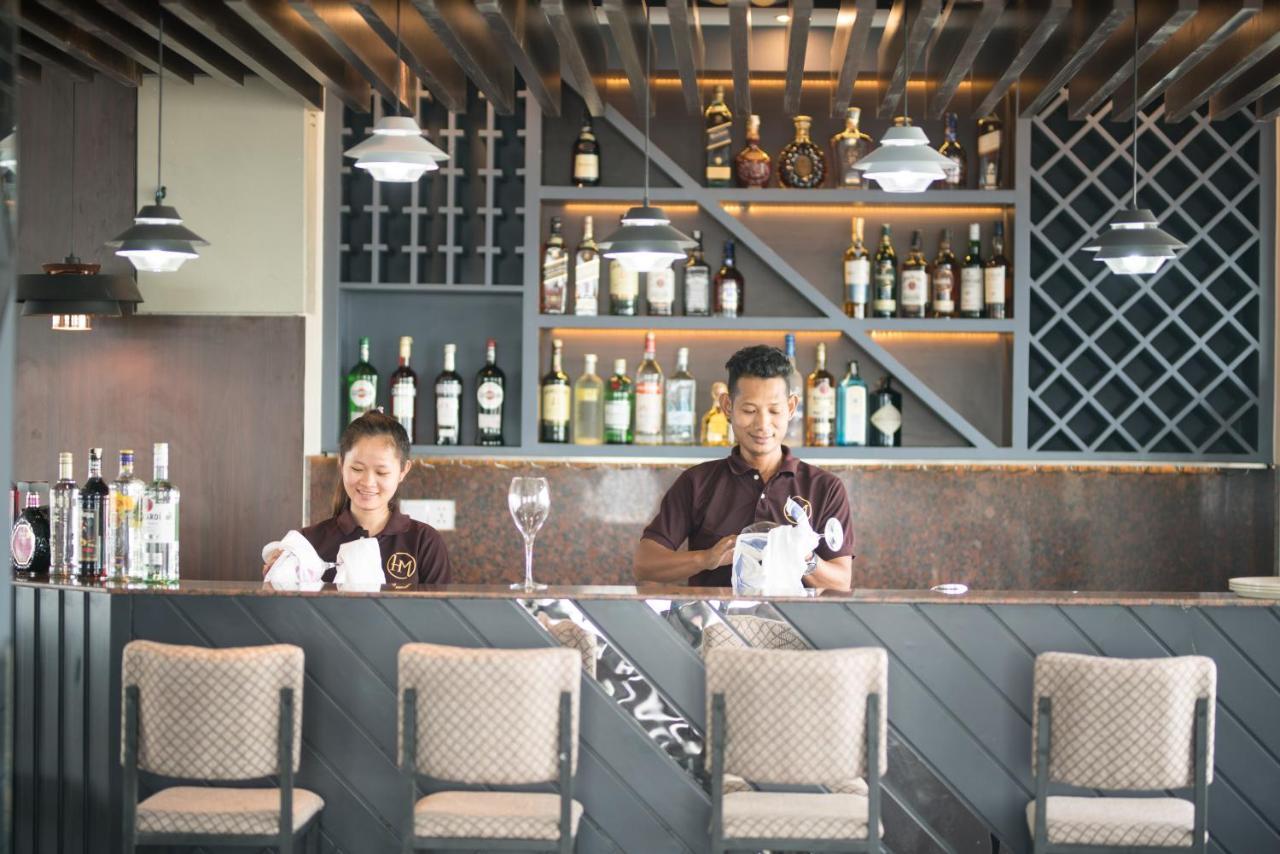 Khách sạn Hm Grand