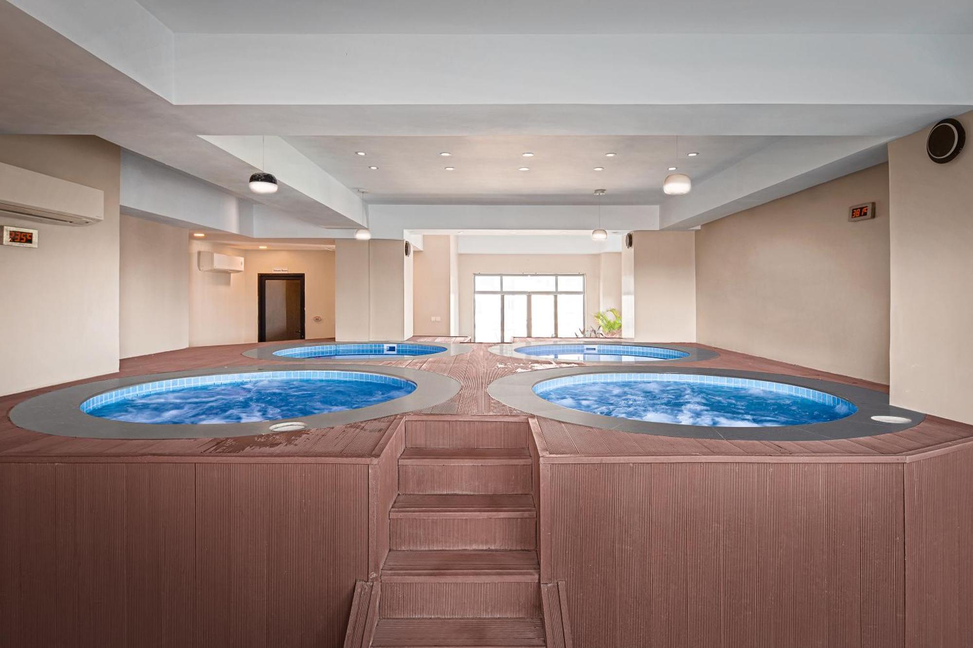 Hm Grand Hotel 4*